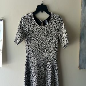 Floral pattern black/white mini dress!!